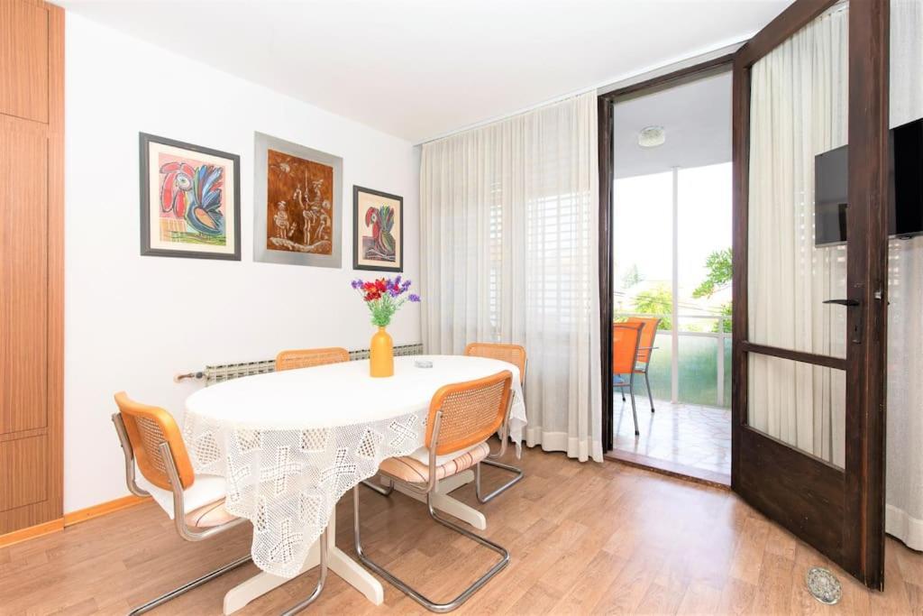 Buena Vista Malinska #1 Apartment ภายนอก รูปภาพ